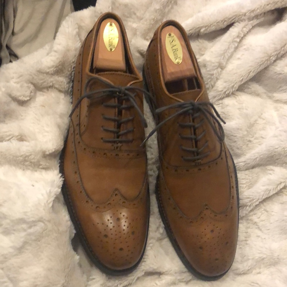 Jos.A.Bank size 8.5 like new worn 1x